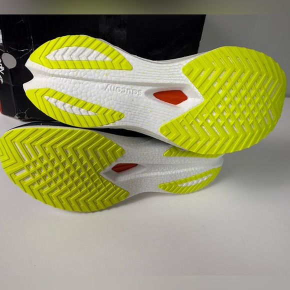 Saucony Endorphin Speed 4 Running Shoes Men’s 14 New NIB - Picture 5 of 8